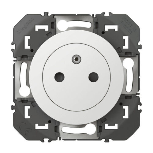Prise de courant 2P+T Surface 16A Dooxie - Blanc - 600335 - Legrand