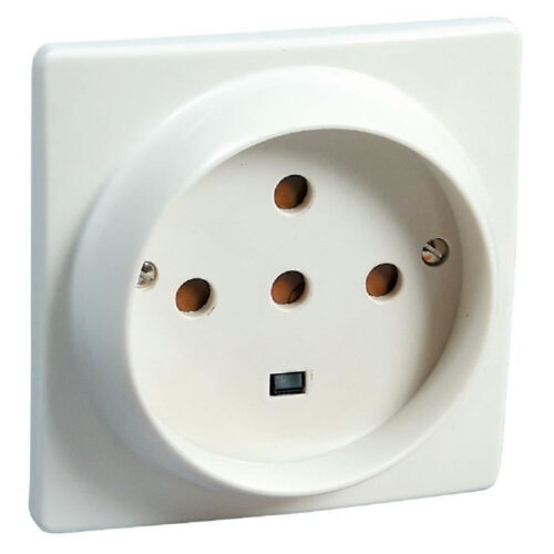 Socle 3P+N+T 32A avec éclips de protection - Blanc - 055817 - Legrand