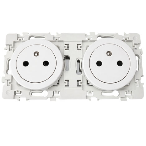 Prise de courant double 2P+T affleurante - 2 postes - Blanc - Square - 60252 - Eur'Ohm
